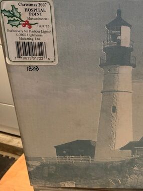 Harbour Lights Hospital Point Lighthouse Collectible
